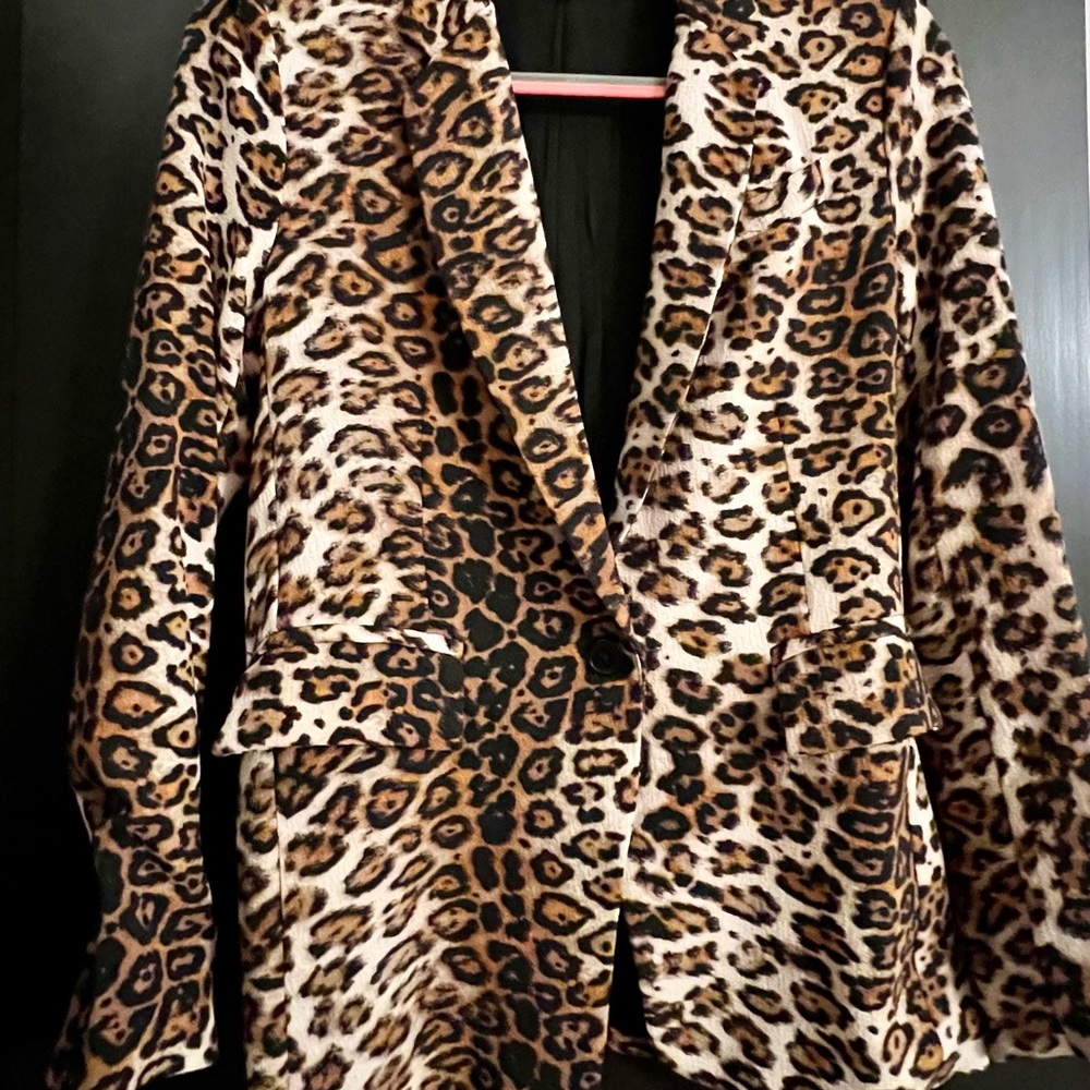 Karlie Brown Leopard Print Blazer Size SMALL